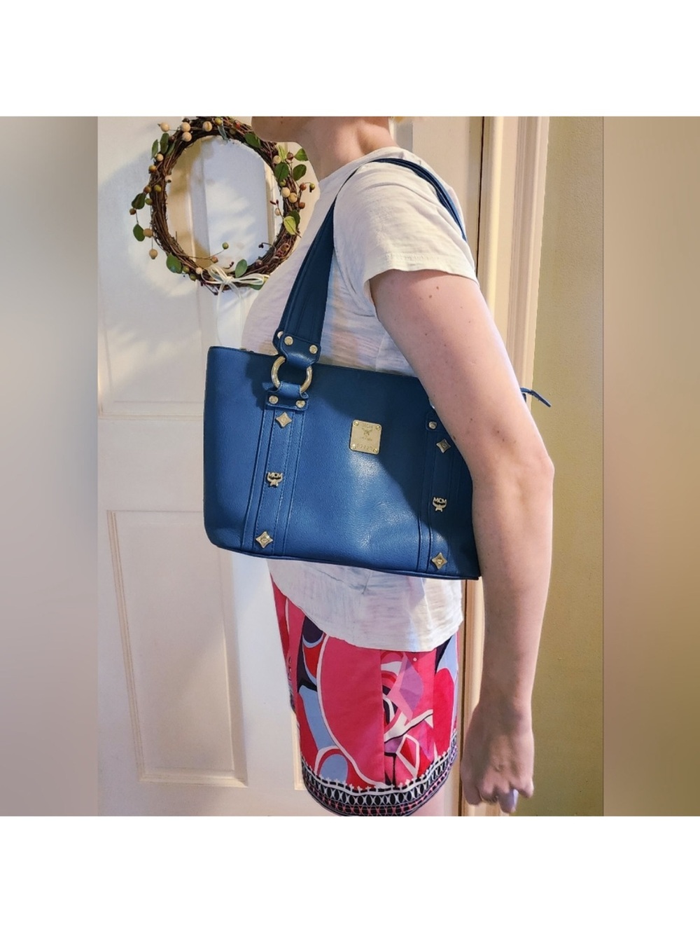MCM Blue Leather Handbag with Detachable Coin Pouch - Picture 13 of 13